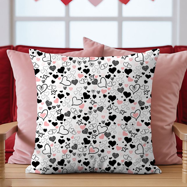 Almofada Love Gift Pillow Pink and Black Hand Drawn Hearts (Love Gift Pillow Pink and Black Hand Drawn Hearts)