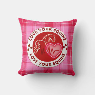 Almofada Love Your Equine Throw Pillow