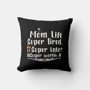 Almofada Mãe Dando Presente Mãe A Vida Super Cansada