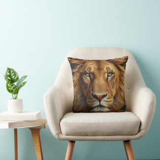 Almofada Majestic Lion Throw Pillow – Powerful Wildlife Art