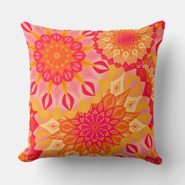 Almofada Mandala Sobreposta Laranja Rosa Amarelo (Frente)
