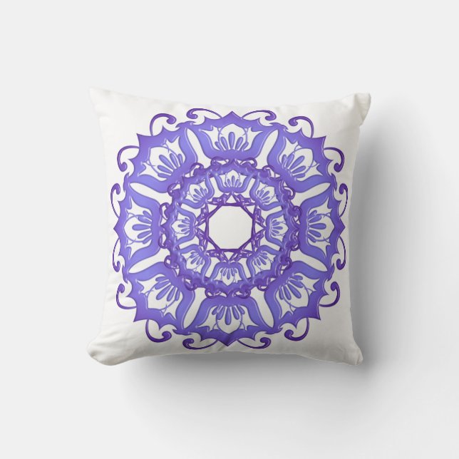 Almofada Mandala. violeta floral (Frente)