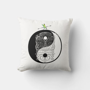 Almofada Máscara do guerreiro de Yin Yang Tiki