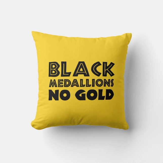 ALMOFADA MEDALHES PRETOS SEM DOURADO (Frente)
