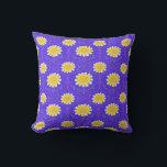 Almofada Mediterranean Blue and Yellow Floral Greek Flora<br><div class="desc">Hand drawn original pattern in bright bold blue and yellow greek Chrysanthemum flowers. Coastal sunny pattern to brighten up your summer cottage or any room. Bring the vibrant charm of a Greek summer to your home with this bold blue Chrysanthemum Flowers throw pillow. Featuring hand-drawn floral motifs inspired by the...</div>