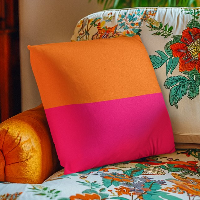 Almofada Meio Laranja e Rosa Brilhante (Half Orange and Bright Pink Throw Pillow)
