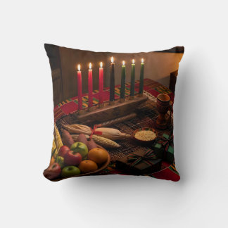 Almofada Mesa de Kwanzaa com Kinara