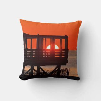 Almofada Mike Dalton Throw Pillow