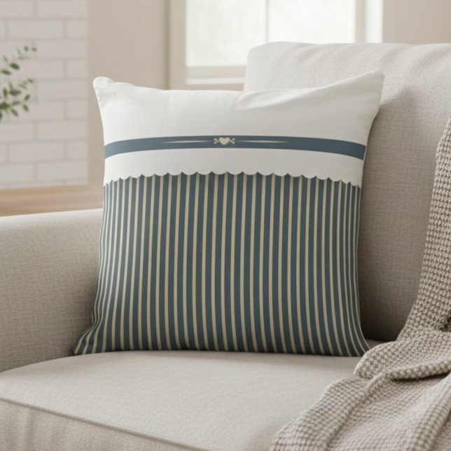 Almofada Modern Striped Farmhouse Décor Accent (The neutral color palette makes it incredibly versatile and easy to pair with other colors)