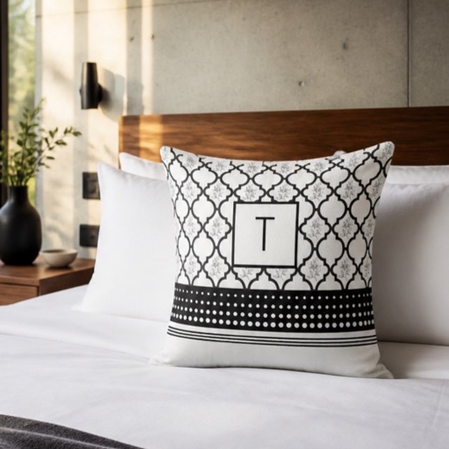 Almofada Monograma com Padrão Preto e Branco (Criador carregado)