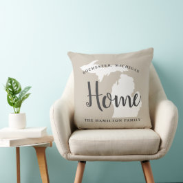 Almofada Monograma da Família Michigan Home Beige Script