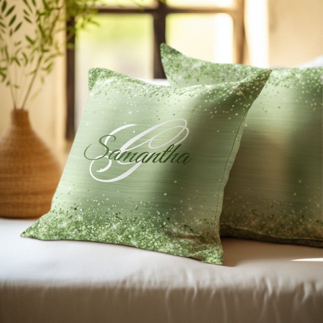 Almofada Monograma de Brilho Verde Menta Falso em Folha (Mint Green Glitter Foil Monogram Throw Pillow)