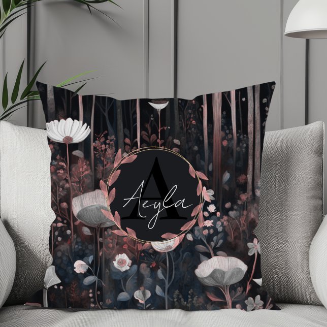 Almofada Monograma de Flores Selvagens Elegantes Quiméricas (Criador carregado)