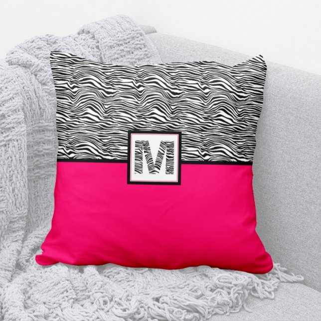 Almofada Monograma de Impressão de Zebra Preta e Branca | R (Cute Hot Pink and Zebra Print Pillow with Zebra Monogram)