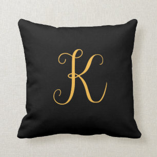 Almofada Monograma dourado "K" a preto