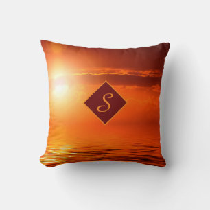 Almofada Monograma Sol set Orange Ouro Sky Sea of Dourado