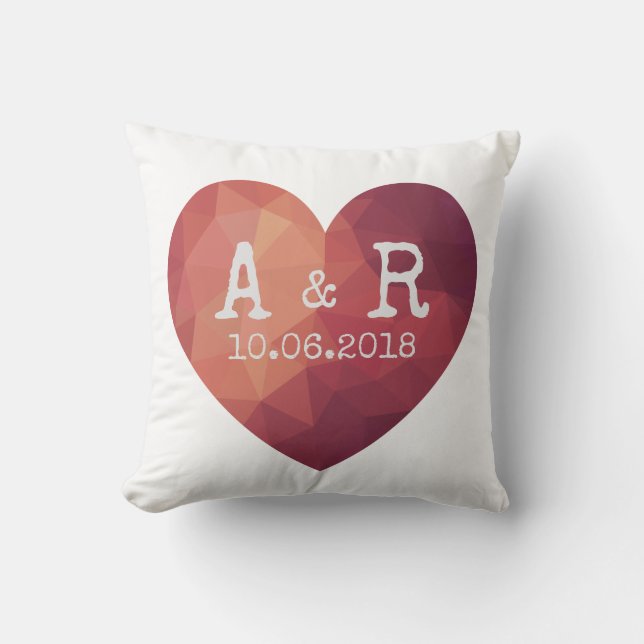 Almofada Monogramas de casal de coração vermelho moderno e  (Frente)