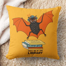 Almofada Morcego Leitor | Bibliotecário Caprichoso com Livr