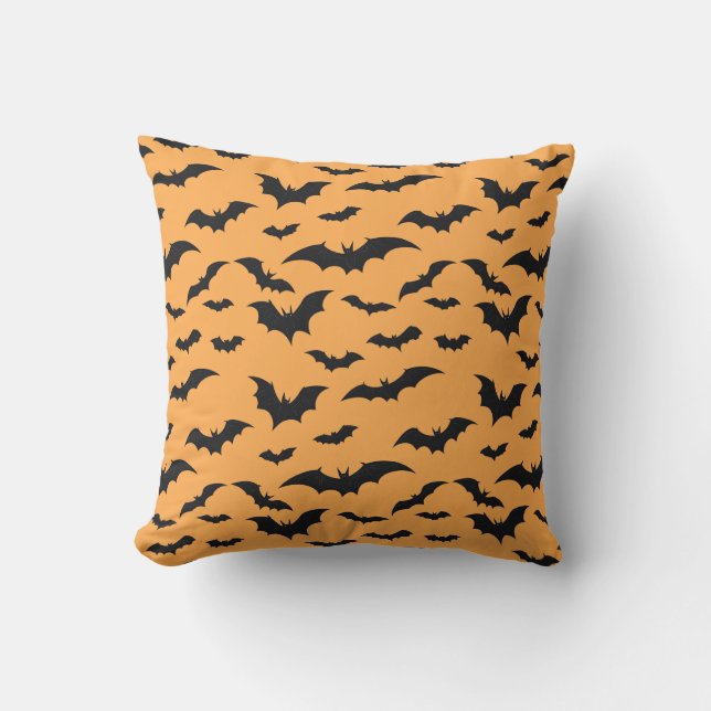 Almofada Morcegos de Halloween sobre fundo laranja (Frente)