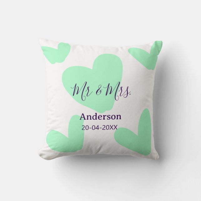 Almofada Mr & Mrs add family name date year wedding favor  (Frente)