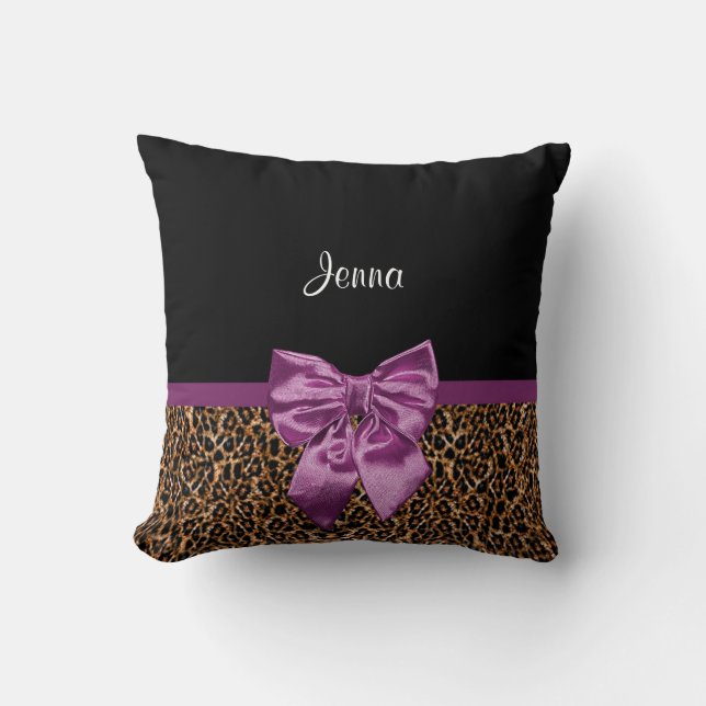 Almofada Na moda Leopard Imprima Arco e nome roxo elegantes (Frente)
