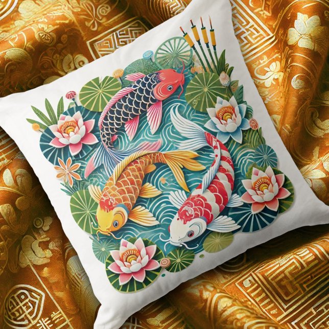 Almofada Nadação Colorida Koi em Lotus Filmado Pond (Colorful Koi Swimming in Lotus Filled Pond Throw Pillow Cover Photo)