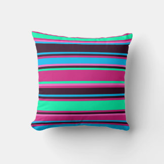 Almofada Negra esfolada em Travesseiro decorativo magenta,