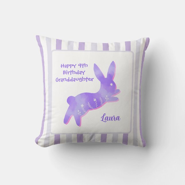 Almofada Neta aniversário de 9 anos Roxo Coelho Saltitante  (Frente)