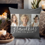 Almofada Netos dão vida à terceira colagem fotográfica nas<br><div class="desc">Um presente pensativo para avós, este design personalizado apresenta um modelo de 3 fotos para personalizar com fotos dos netos. Uma combinação do moderno guião manuscrito combinado com uma fonte moderna sans serif que diz "netos fazem a vida grandiosa!" O fundo é uma cinza neutra que tem uma vibração acolhedora....</div>