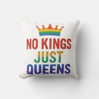 Almofada No Kings Just Queens Pride Throw Pillow
