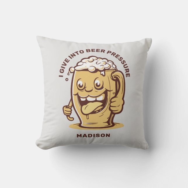 Almofada Nome Personalizado Engraçado e Cerveja de Texto (Frente)