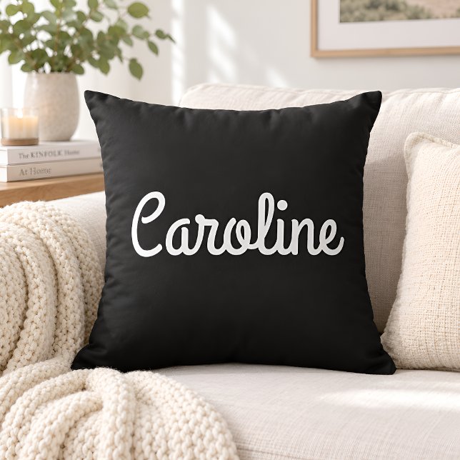Almofada Nome Personalizado Preto Branco Script Nome Modern (Criador carregado)