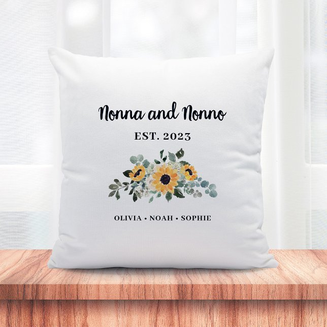 Almofada Nonna e Nonno | Girassol e nomes russos (An elegant, rustic keepsake pillow for your Nonna and Nonno)