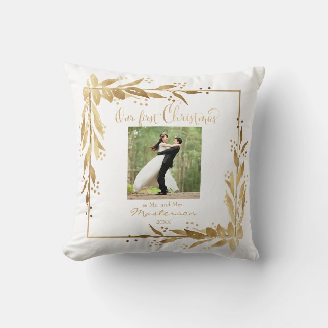 Almofada Nossa Primeira Foto de Natal Dourada Wreath em Bra (Frente)