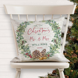 Almofada Nosso Primeiro Natal como Sr. e Sra. Pine Wreath F
