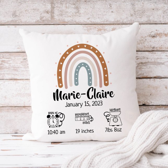 Almofada Nursery watercolor boho rainbow birth stats (Criador carregado)
