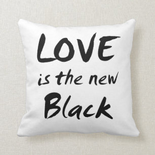 Almofada O amor é o preto novo