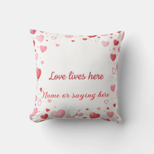 Almofada O amor vive aqui Corações Rosa e Vermelho - Person