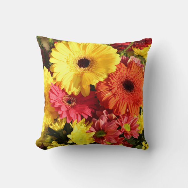 Almofada O crisântemo vermelho amarelo do Gerbera floresce (Frente)