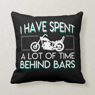 Almofada O motociclista da motocicleta gastou o bar do