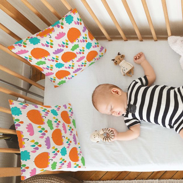 Almofada Orange Umbrellas with Clouds and Raindrops (Criador carregado)