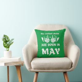 ALMOFADA OS MAIS LEGAIS SÃO NASCER NO MAIO