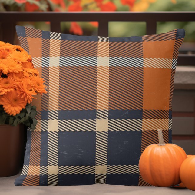 Almofada Outono Laranja e Xadrez Azul (Autumn Orange and Blue Plaid Throw Pillow)