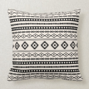 Almofada Padrão Aztec Black on Cream Mixed Motifs