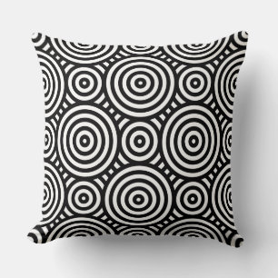Almofada Padrão circular preto tribal branco