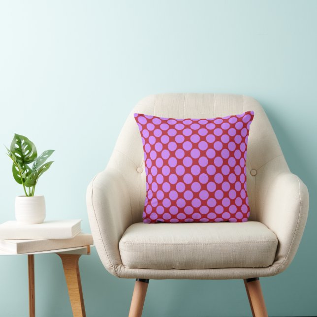 Almofada Padrão de Bolinhas Roxo no Vermelho Garnet (Cadeira)