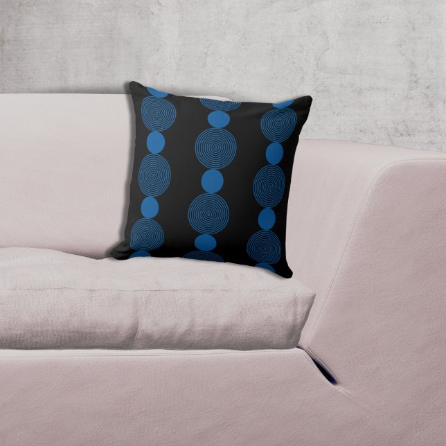 Almofada Padrão de Círculo Preto e Azul Vinculado (Lined Black & Blue Circle Pattern Throw Pillow)