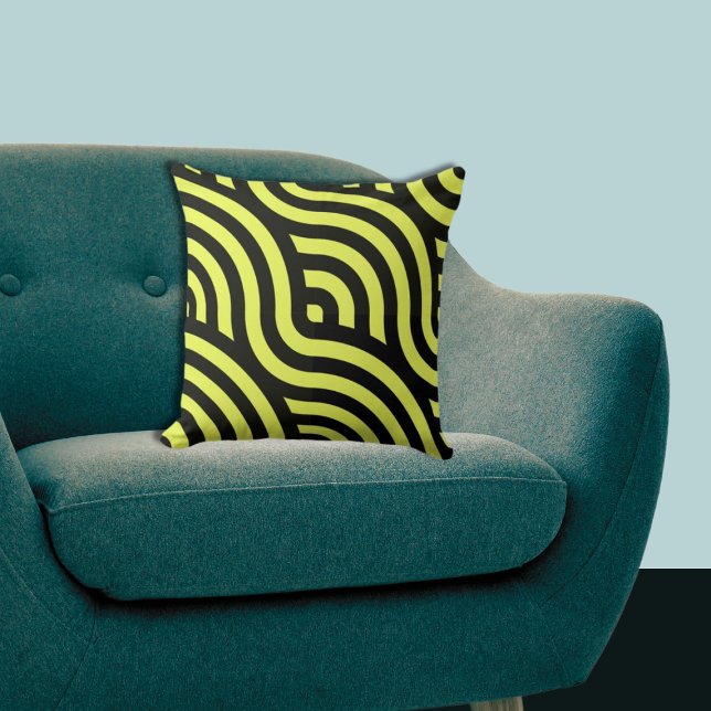 Almofada Padrão de faixas amarelas e pretas onduladas (Wavy Yellow & Black Stripes Pattern Throw Pillow)