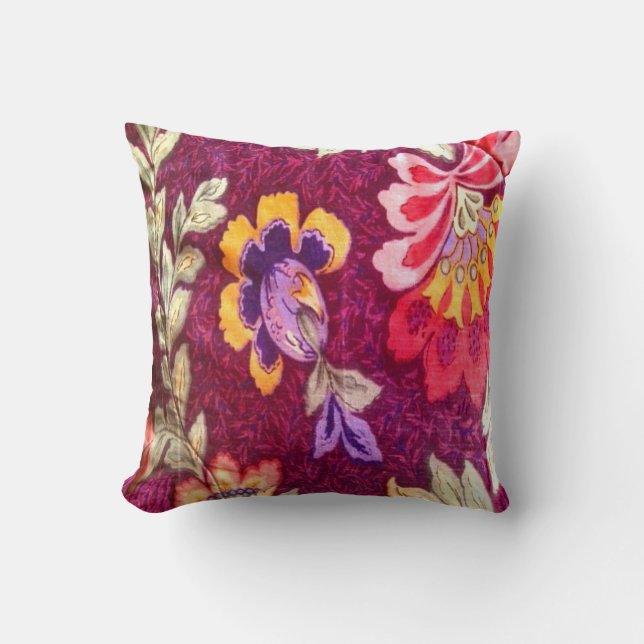 Almofada Padrão de Flor Borgonha (Frente)