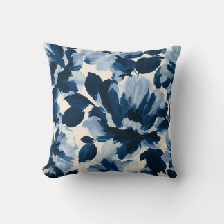 Almofada padrão de flor pictórica azul e marinho